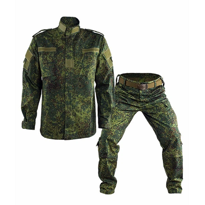 Uniforme tactique de style militaire russe Woodland Camo pour soldat